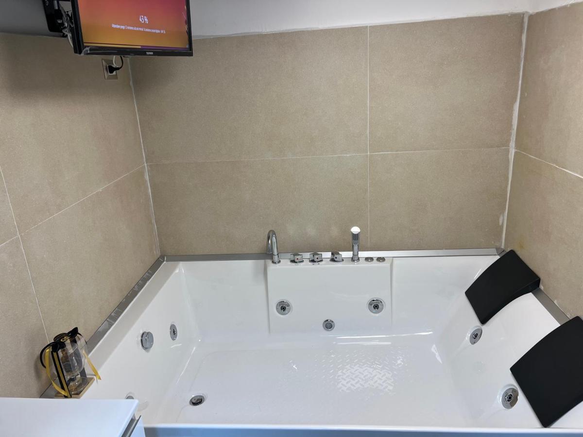 Petite Suite Napoli Bagian luar foto