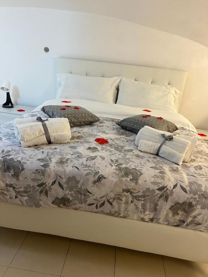 Petite Suite Napoli Bagian luar foto
