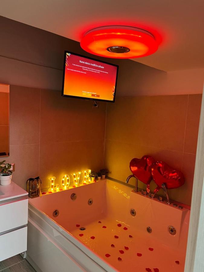 Petite Suite Napoli Bagian luar foto